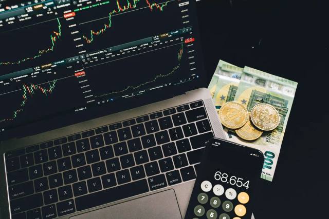 Torrent Group to Acquire Gujarat Titans for ₹7,500 Crore